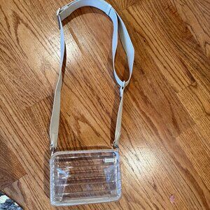 AWAY Stadium Bag in Salt White Adjustable Strap